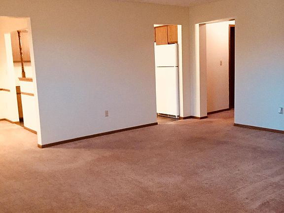 2nd image of 6369 Saint Andrews Dr APT 1