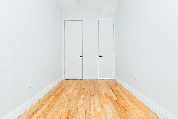 Rented by Nooklyn NYC LLC | media 23