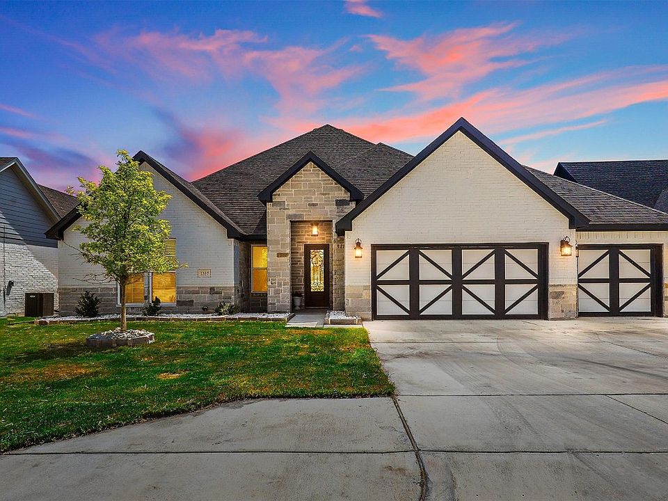 1st image of 1337 Crown Valley Dr