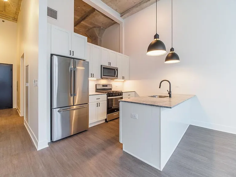 6 Corners Lofts — Photo 64