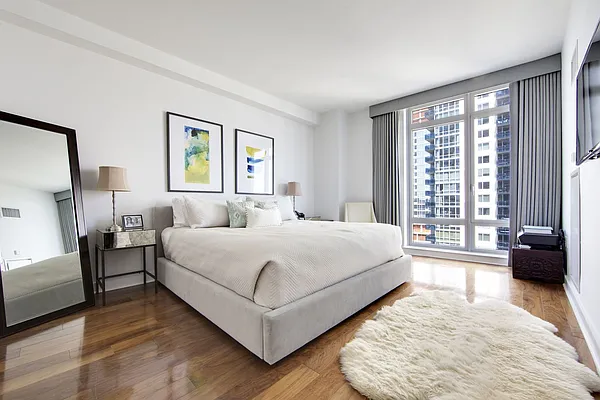 Rented by Compass | media 40