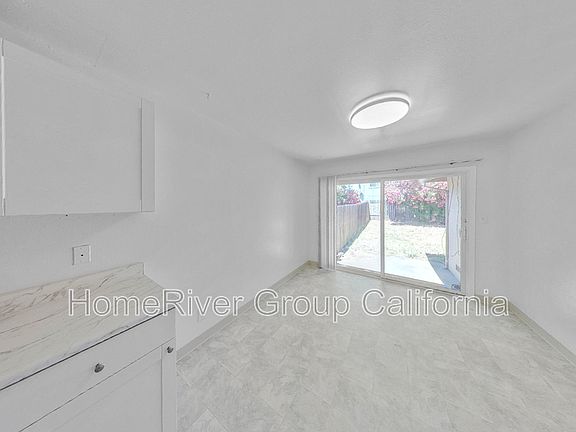3rd image of 2221 Roselee Way