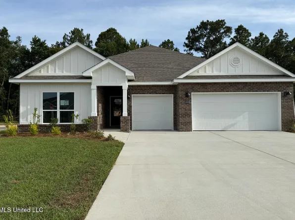 13433 Crane Dr, Vancleave, MS 39565