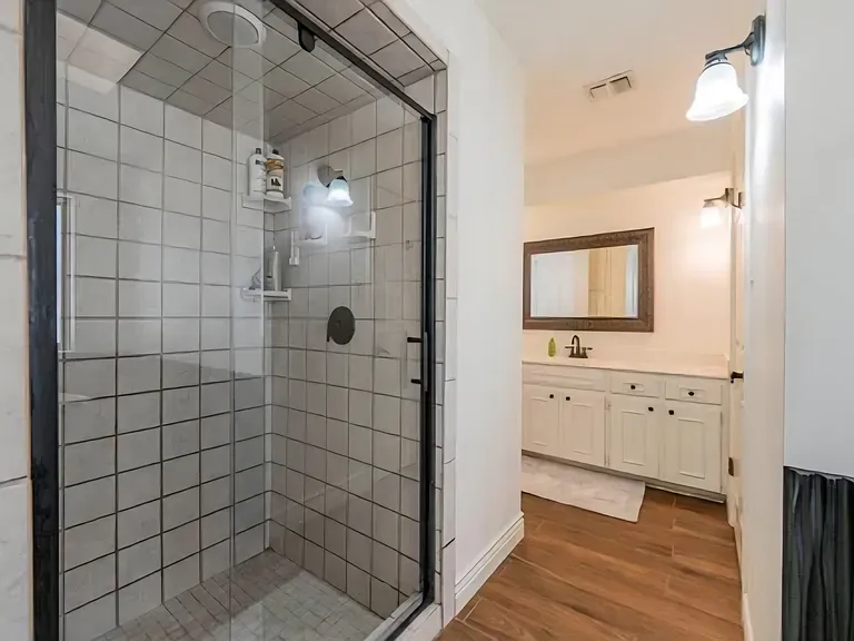 4009 Kniffen Dr — Photo 9