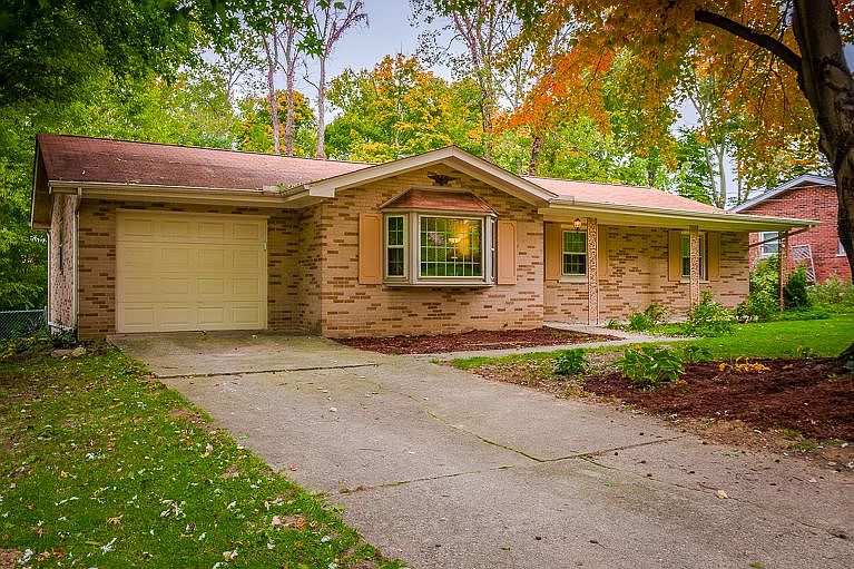 1st image of 119 Joann Dr