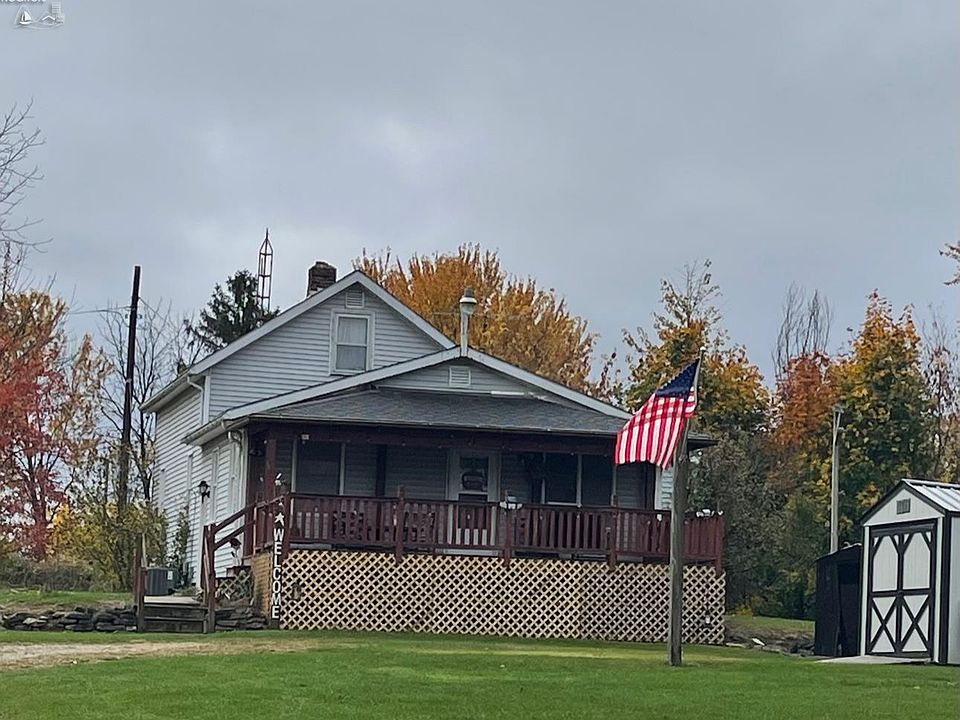 1st image of 935 Reid St