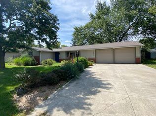 14813 Michael Dr, Leo, IN 46765