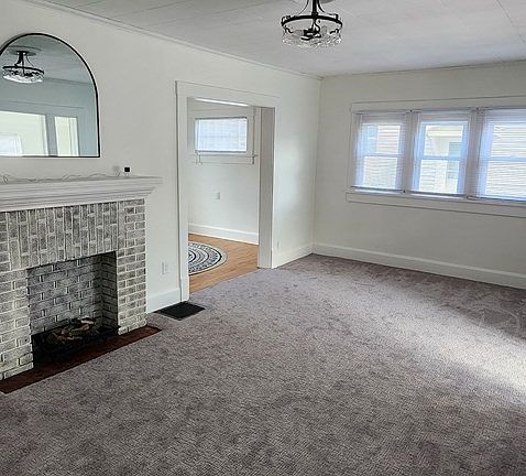 4th image of 218 Euclid Ave