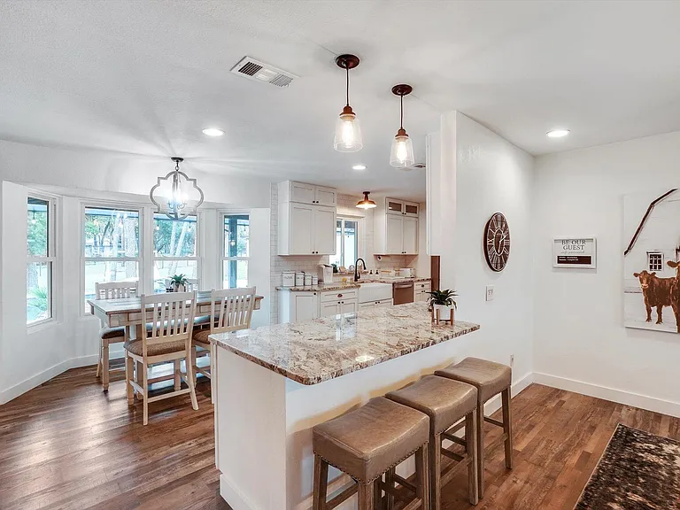 1201 Melissa Dr — Photo 9