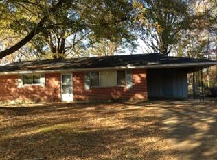 807 Hemlock St, Columbus, MS 39702