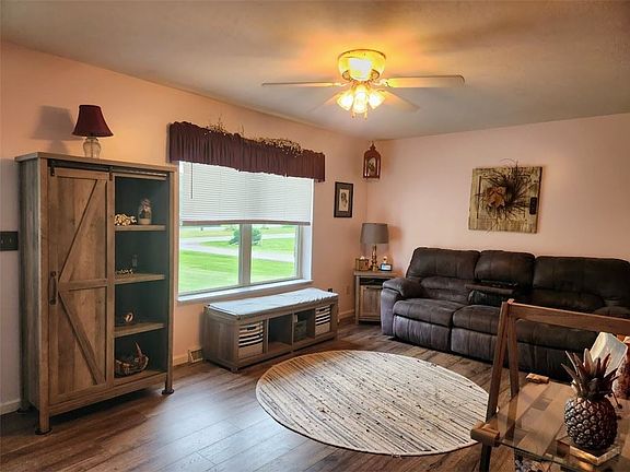 3rd image of 4127 Highland Ave