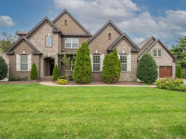 800 Lealand Ct, Nashville, TN 37204