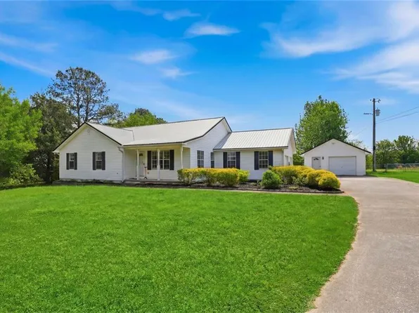 2960 Teamon Rd, Griffin, GA 30223