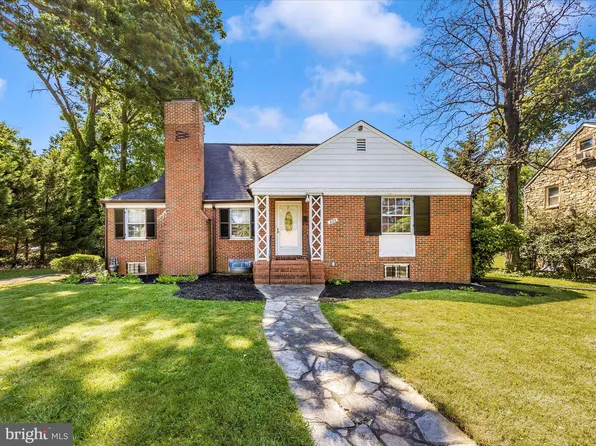 3715 Lochearn Dr, Baltimore, MD 21207