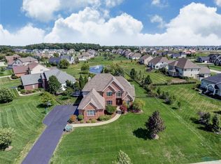 2853 Stonefence Dr, Perrysburg, OH 43551