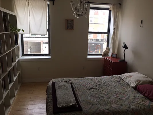 Rented by Premier Metro Realty Corp | media 48