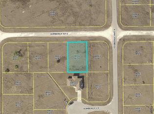 510 Kimberly St E, Lehigh Acres, FL 33974