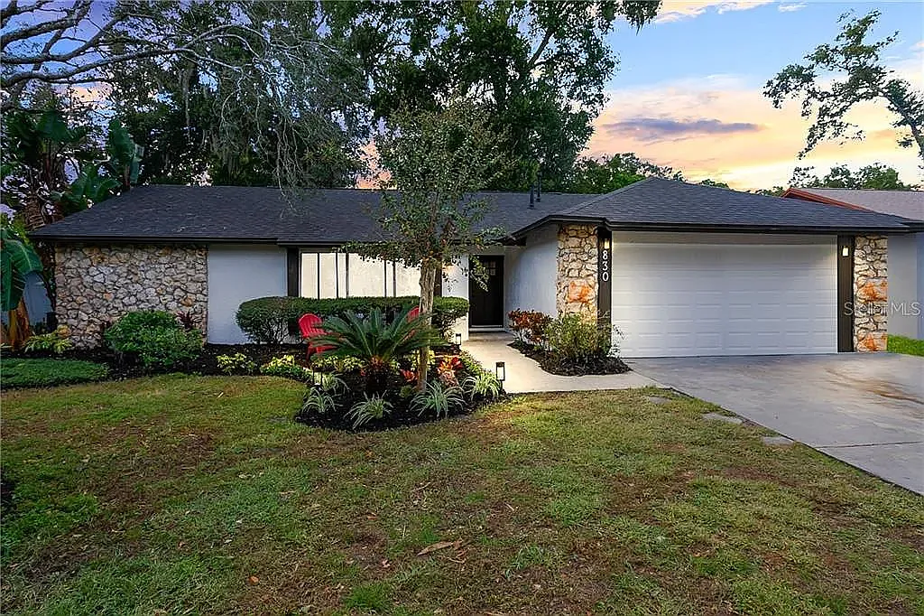 3 bed, 1410 sqft, $2,198 — Photo 1