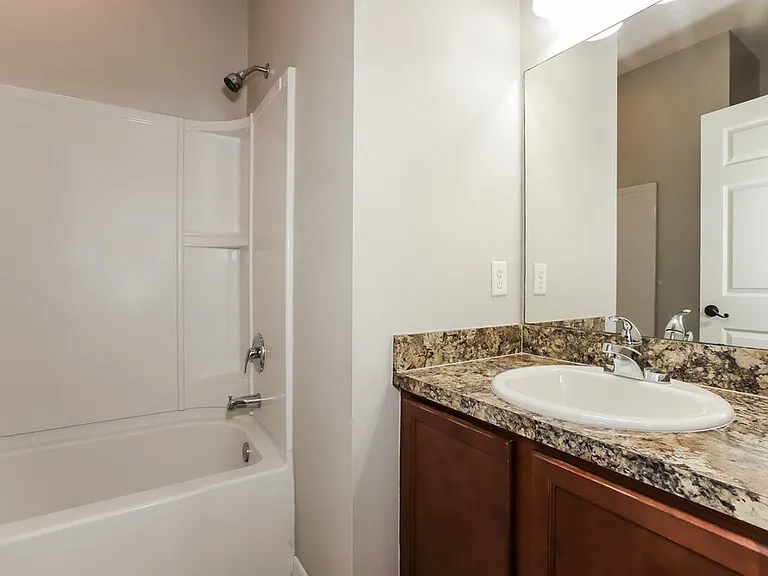 925 Krenson Woods Rd — Photo 14
