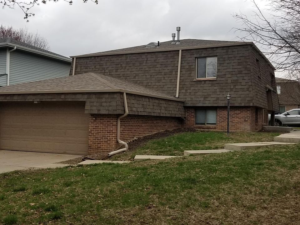 1st image of 3200 Briarwood Ave #1