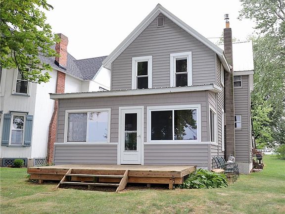 2nd image of 7540 Charles Pt