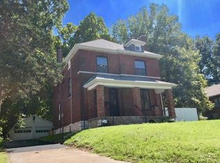 2940 Walton Rd, Saint Louis, MO 63114