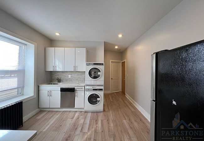 1st image of 143 Lafayette St #3A