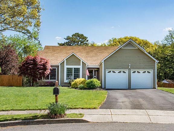 2nd image of 1428 Weeping Willow Ct