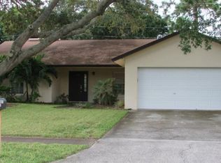 8671 101st Ave, Seminole, FL 33777