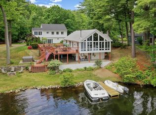 717 Reservoir Rd, Lunenburg, MA 01462