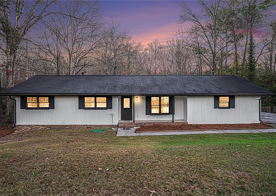 1st image of 2912 Hickory Trl