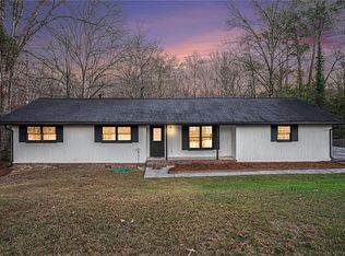 2912 Hickory Trl, Snellville, GA 30078