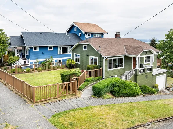 3062 19th Avenue S, Seattle, WA 98144