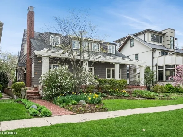 2400 Park Pl, Evanston, IL 60201