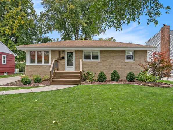 2636 Monaldi Pkwy, Dyer, IN 46311