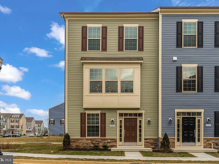 2923 Osprey Way — Photo 1