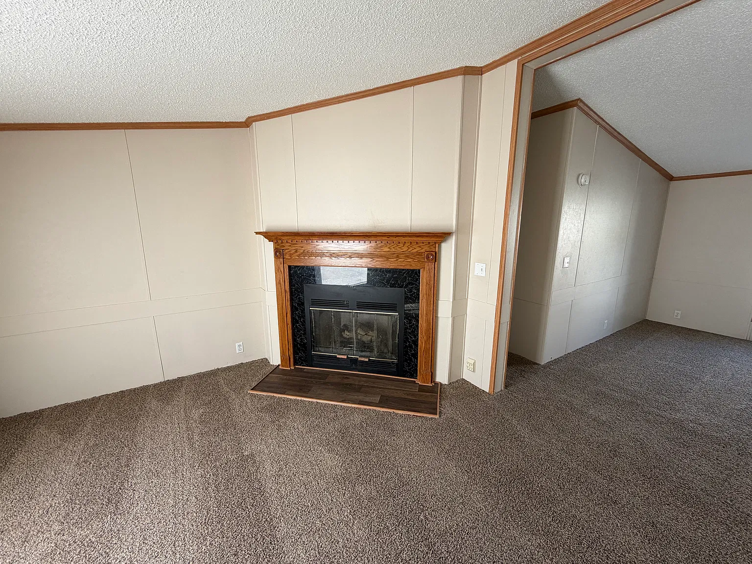 3 bed, 1456 sqft, $1,300 — Photo 4