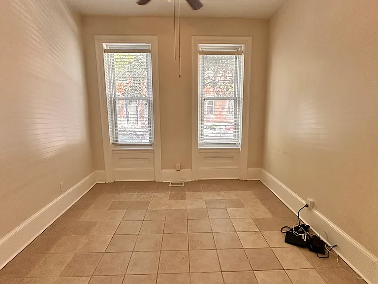 1920 Bainbridge St #1F — Photo 7