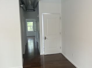1378 Old Northern Blvd APT 2, Roslyn, NY 11576