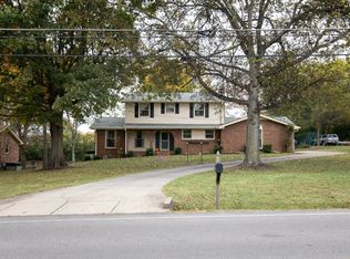 170 Luna Ln, Hendersonville, TN 37075