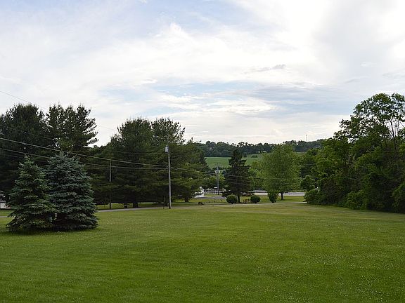 5th image of 59 Westerlau Dr