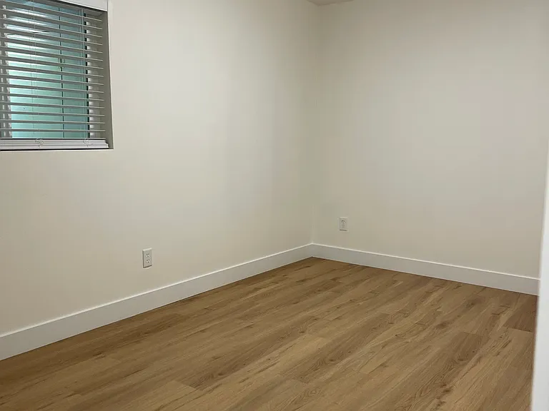2124 S Blair St #A — Photo 16