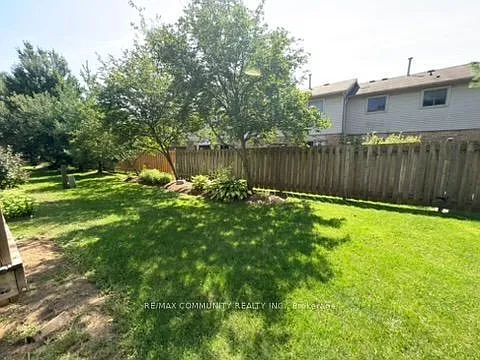 3 bed, $2,300 — Photo 3