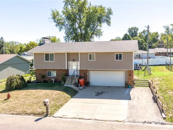 1310 Thistle Dr, Vandalia, IL 62471