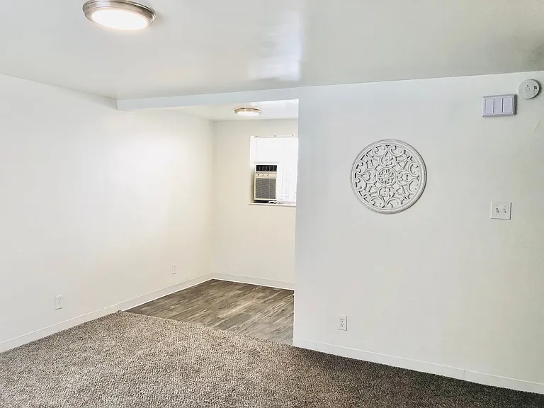 227 E St — Photo 8