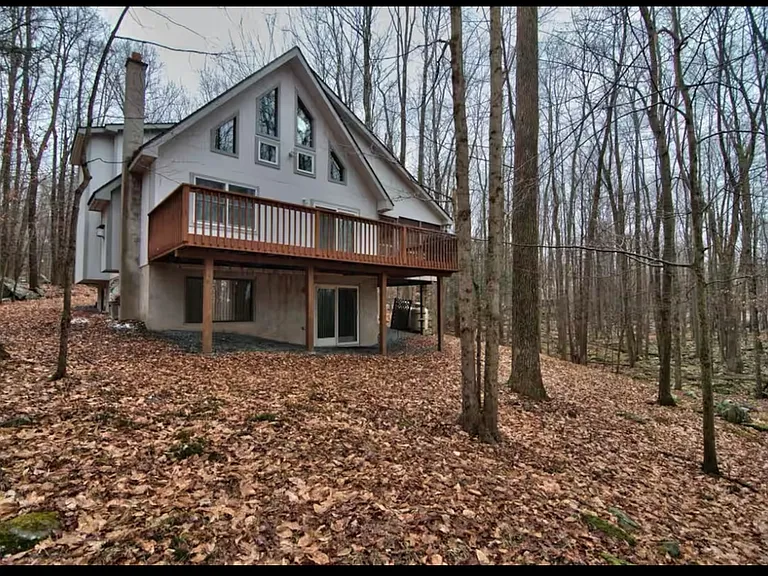 3550 Dogwood Ct — Photo 12