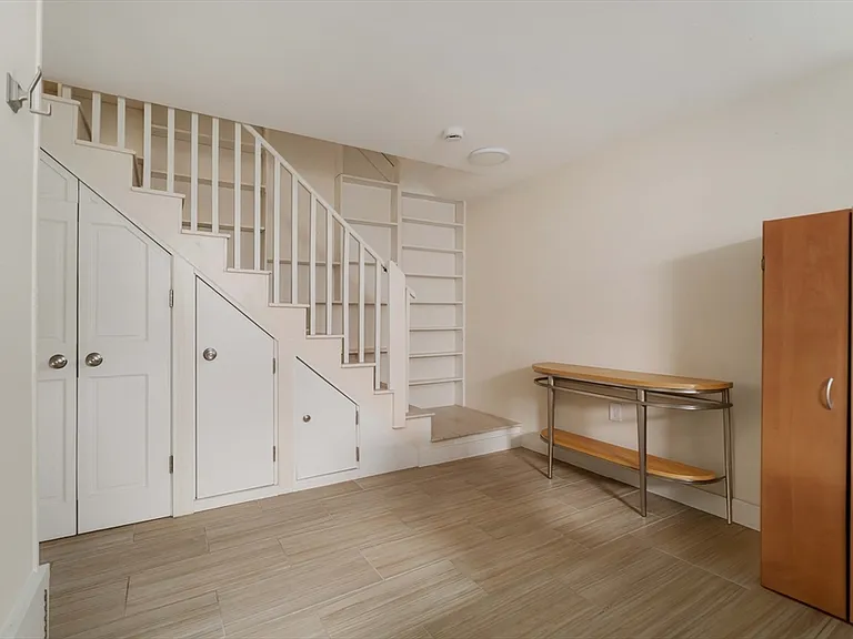 55 Waterhouse St #55 — Photo 15