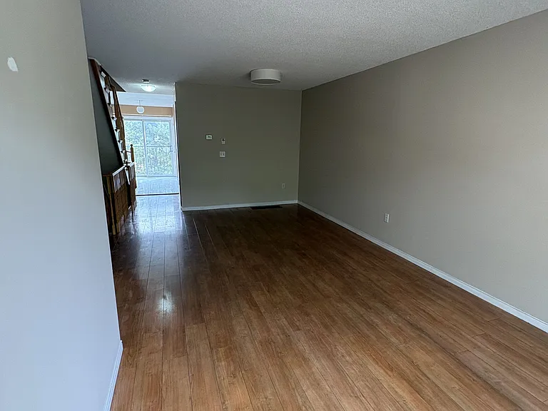 5030 Heatherleigh Ave #127 — Photo 12