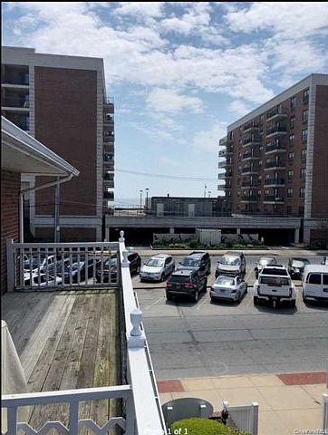 1st image of 215 W Broadway APT G4