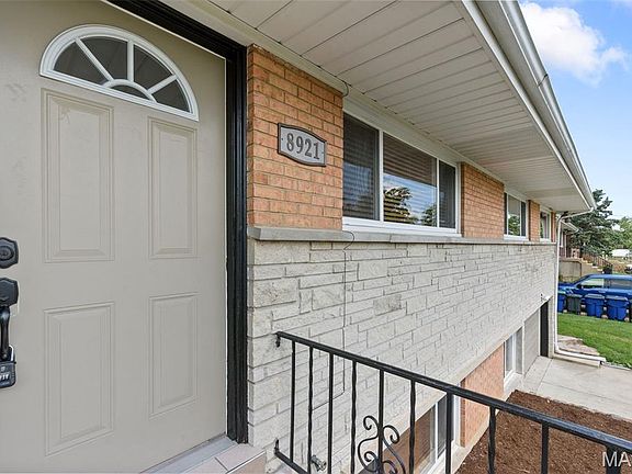 3rd image of 8921 Harwich Dr
